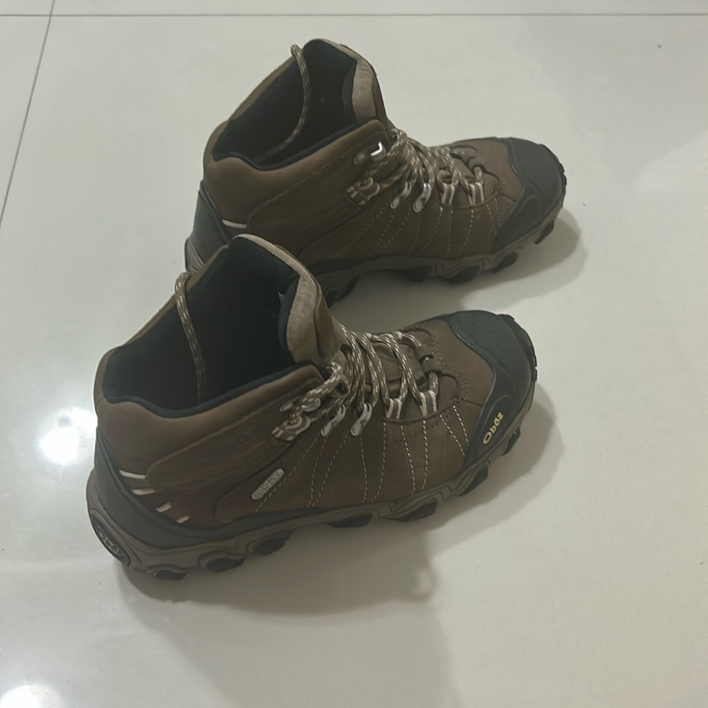 Oboz Women’s Bridger Mid Waterproof